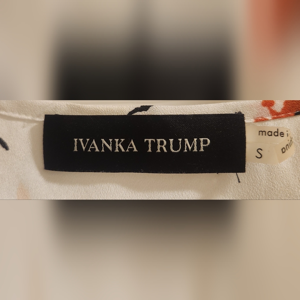 Ivanka Trump top - Picture 3 of 5
